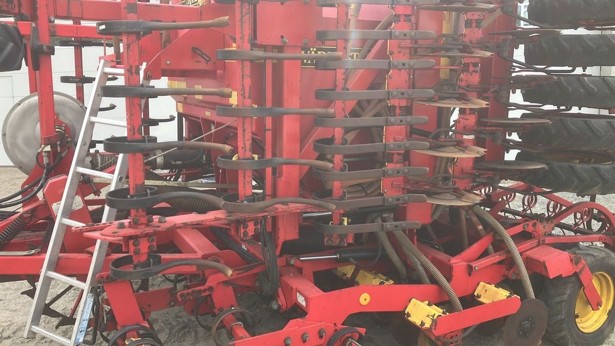 Direktsaatmaschine of the type Väderstad Rapid 600 S, Gebrauchtmaschine in Eferding (Picture 4)