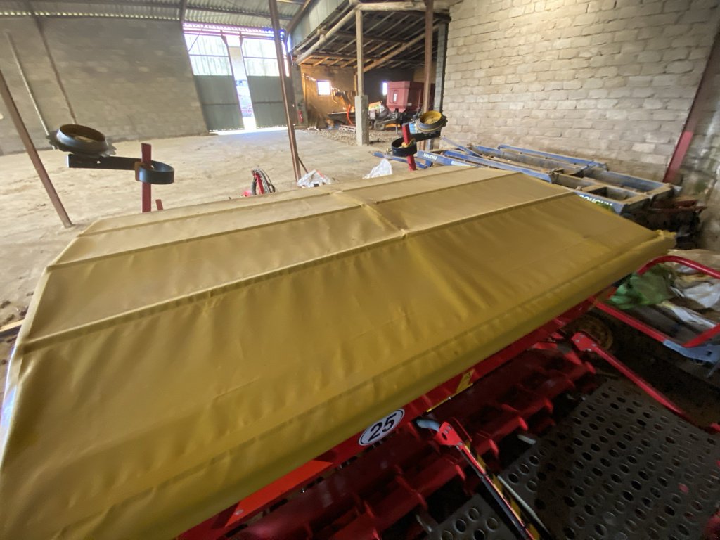 Direktsaatmaschine типа Väderstad RAPID RD 300 S, Gebrauchtmaschine в CHEVILLON  (MAIZEROY) (Фотография 9)