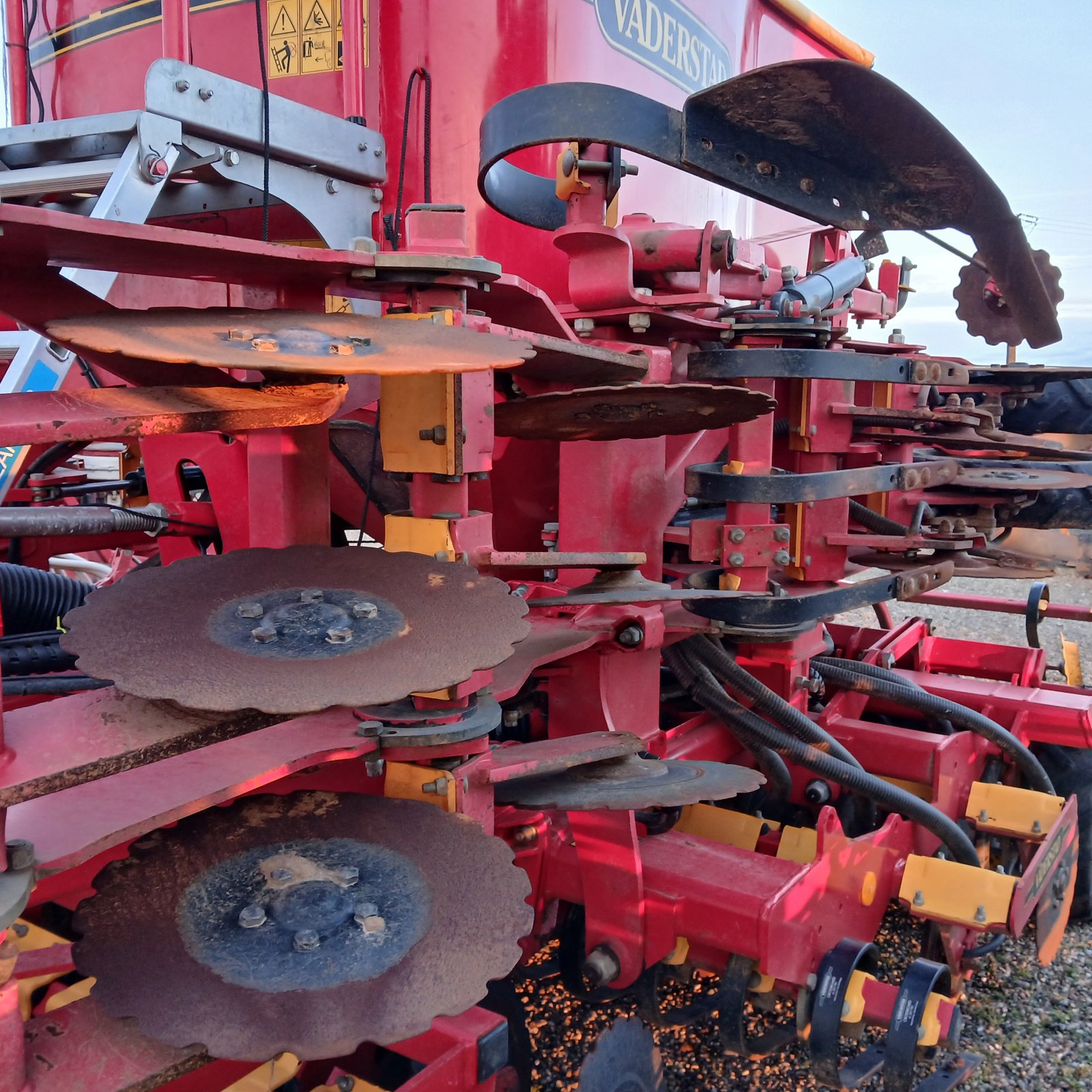 Direktsaatmaschine del tipo Väderstad RAPID RDA 400S, Gebrauchtmaschine In HERLIN LE SEC (Immagine 4)