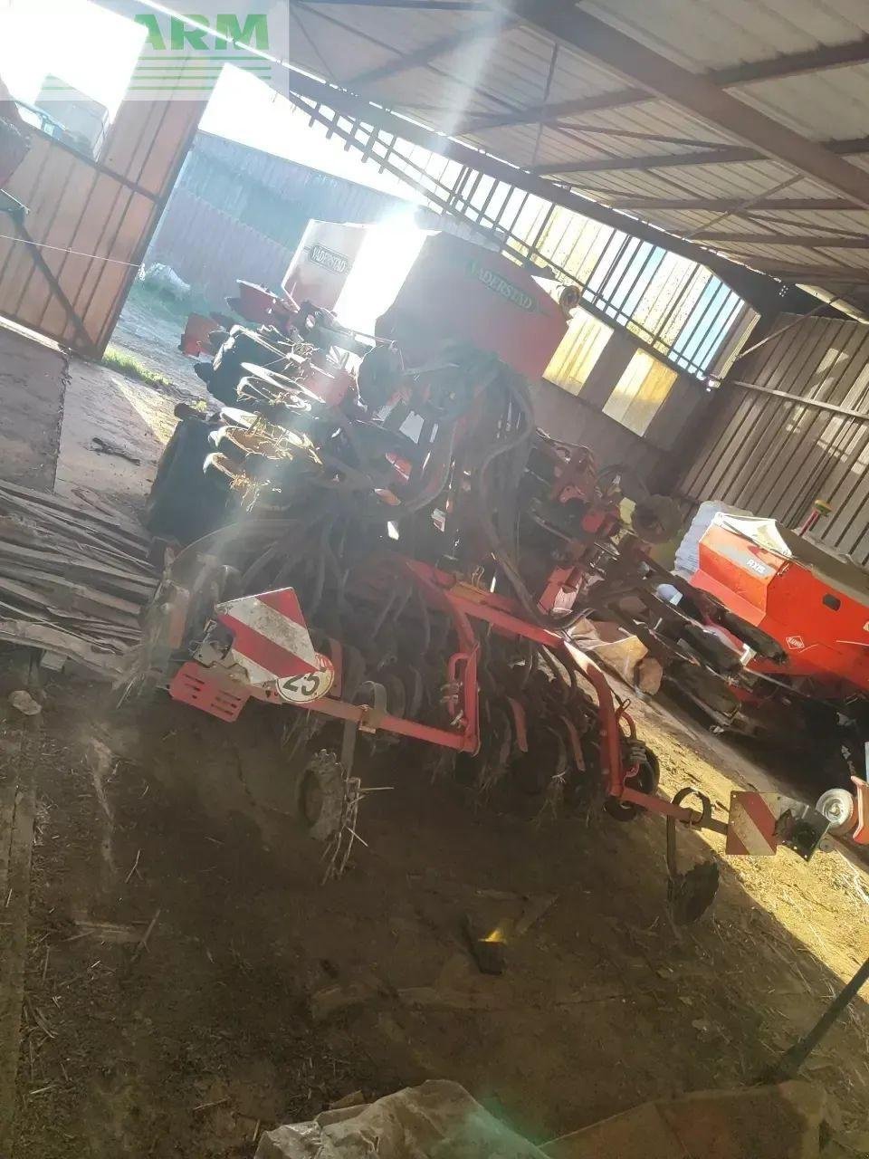 Direktsaatmaschine tip Väderstad spirit 400s, Gebrauchtmaschine in CHAUVONCOURT (Poză 3)