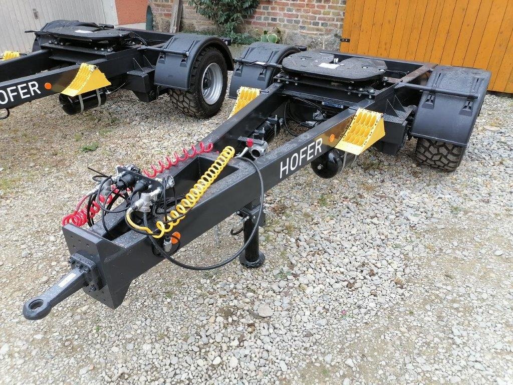 Dollyachse des Typs Hofer Dolly 12 Tonnen Basic-Line !! NEU !! Luftfederung - 40 km/h – 60 km/h - Druckluftbremse mit ALB - TÜV NEU - Spannungswandler von 12 Volt auf 24 Volt für ABS Untersetzachse Kipper Anhänger Dollyachse, Neumaschine in Bad Birnbach (Bild 1)