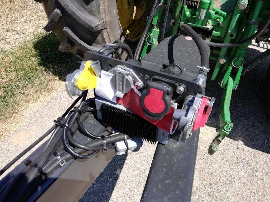 Dollyachse des Typs Hofer Dolly 12 Tonnen Basic-Line !! NEU !! Luftfederung - 40 km/h – 60 km/h - Druckluftbremse mit ALB - TÜV NEU - Spannungswandler von 12 Volt auf 24 Volt für ABS Untersetzachse Kipper Anhänger Dollyachse, Neumaschine in Bad Birnbach (Bild 5)