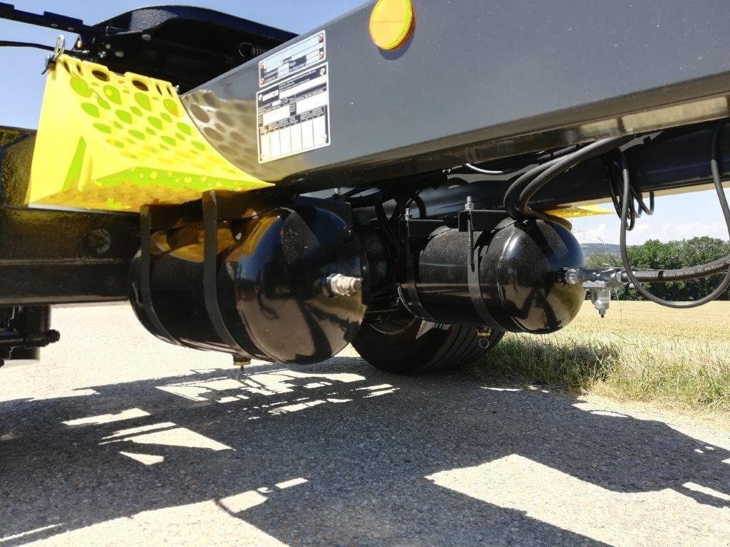 Dollyachse des Typs Hofer Dolly 12 Tonnen Basic-Line !! NEU !! Luftfederung - 40 km/h – 60 km/h - Druckluftbremse mit ALB - TÜV NEU - Spannungswandler von 12 Volt auf 24 Volt für ABS Untersetzachse Kipper Anhänger Dollyachse, Neumaschine in Bad Birnbach (Bild 7)