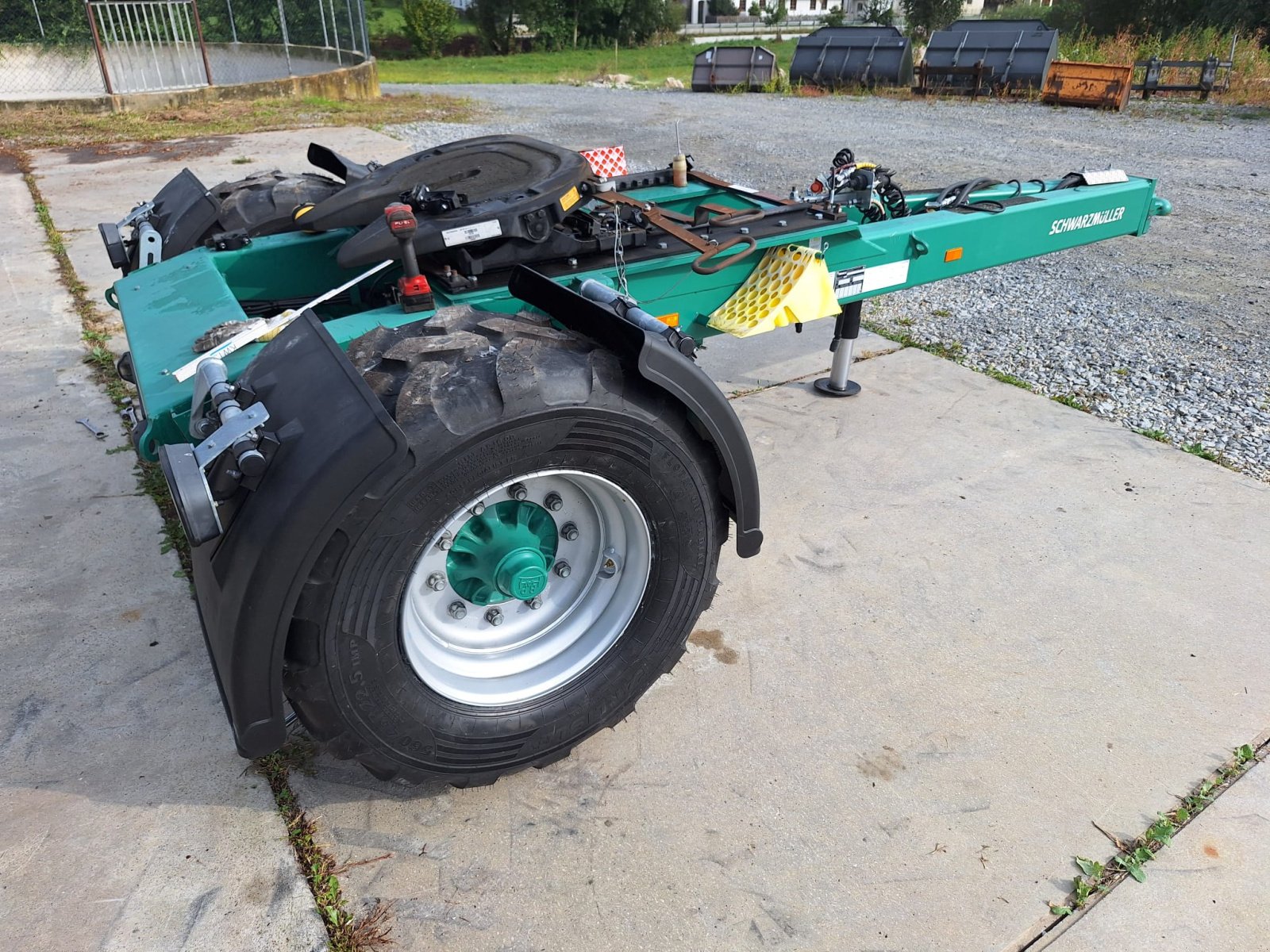 Dollyachse des Typs Schwarzmüller Sonderpreis - Vorführfahrzeug - 14 Tonnen Dollyachse Untersetzachse Kipper Sattelauflieger Anhänger LKW Dolly, Gebrauchtmaschine in Bad Birnbach (Bild 2)