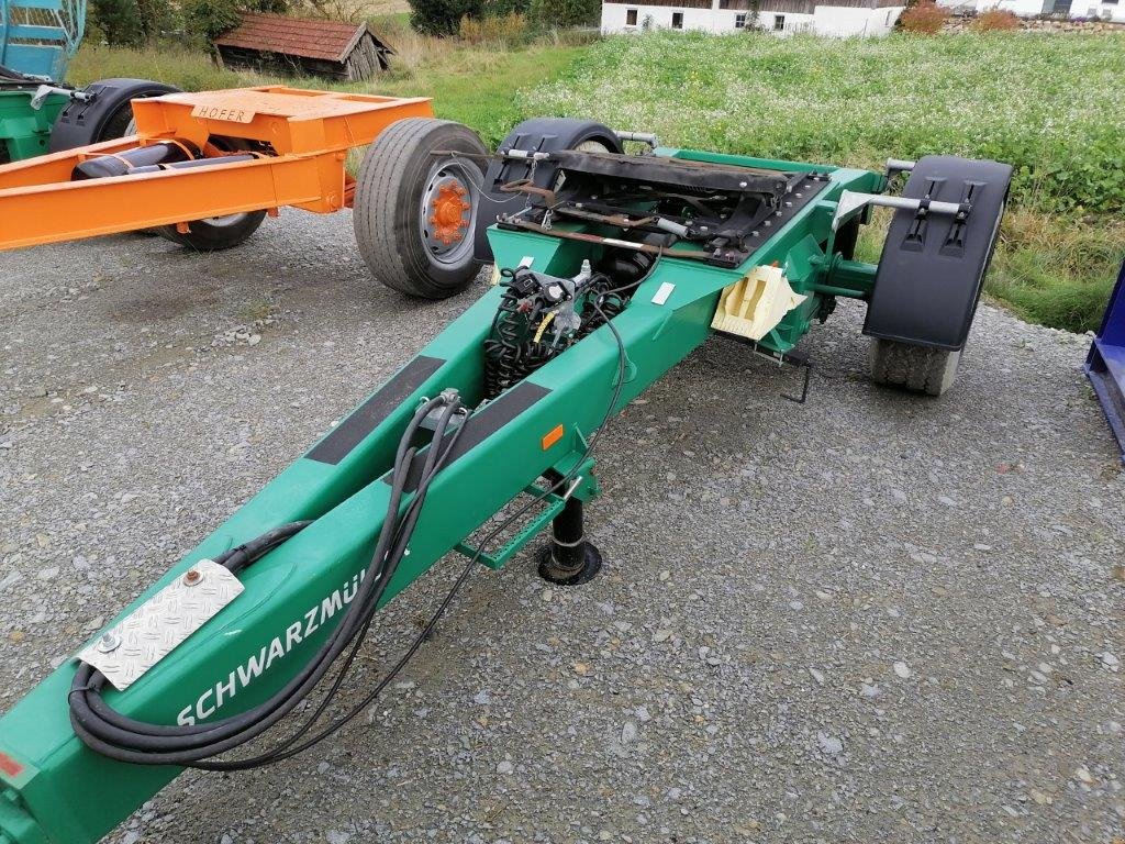 Dollyachse des Typs Schwarzmüller Sonderpreis - Vorführfahrzeug - 14 Tonnen Dollyachse Untersetzachse Kipper Sattelauflieger Anhänger LKW Dolly, Gebrauchtmaschine in Bad Birnbach (Bild 8)