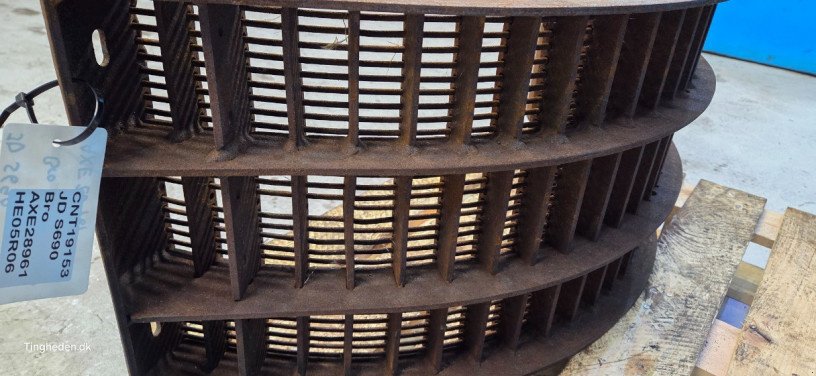 Dreschwerk типа John Deere S690, Gebrauchtmaschine в Hemmet (Фотография 11)