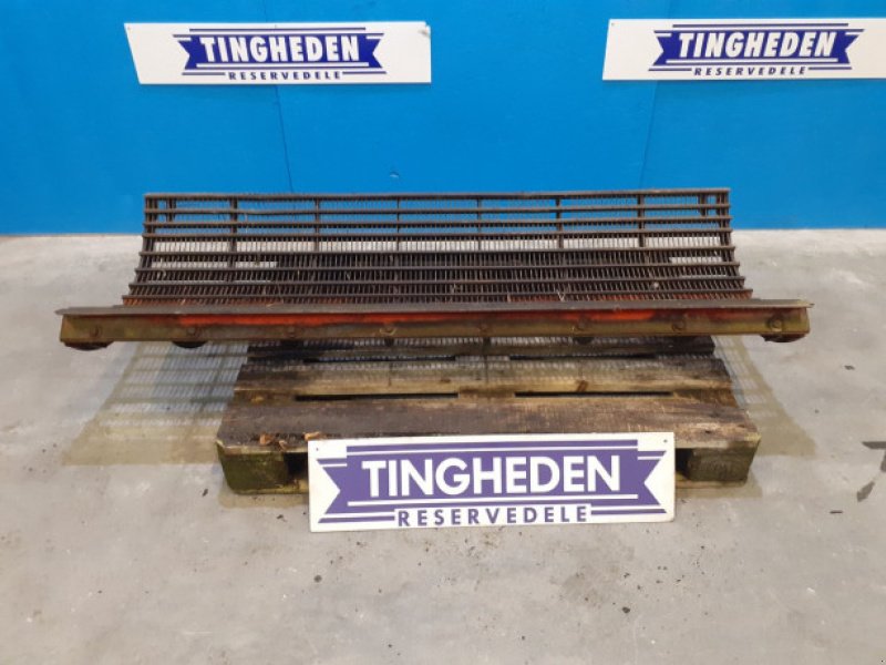 Dreschwerk des Typs Massey Ferguson 38, Gebrauchtmaschine in Hemmet (Bild 1)