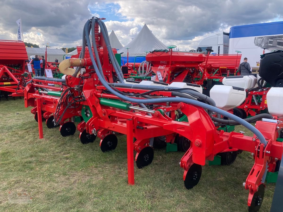 Drillmaschine des Typs Agro-Masz Ikar 1800 Fronttank, Neumaschine in Eberschwang (Bild 13)