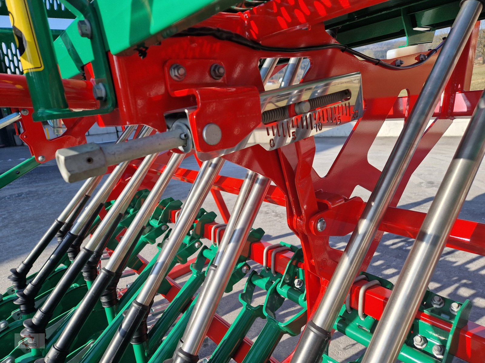 Drillmaschine типа Agro-Masz SN 301 aufgebaute Sämaschine elektrische Fahrgassenschaltung, Neumaschine в Tiefenbach (Фотография 15)