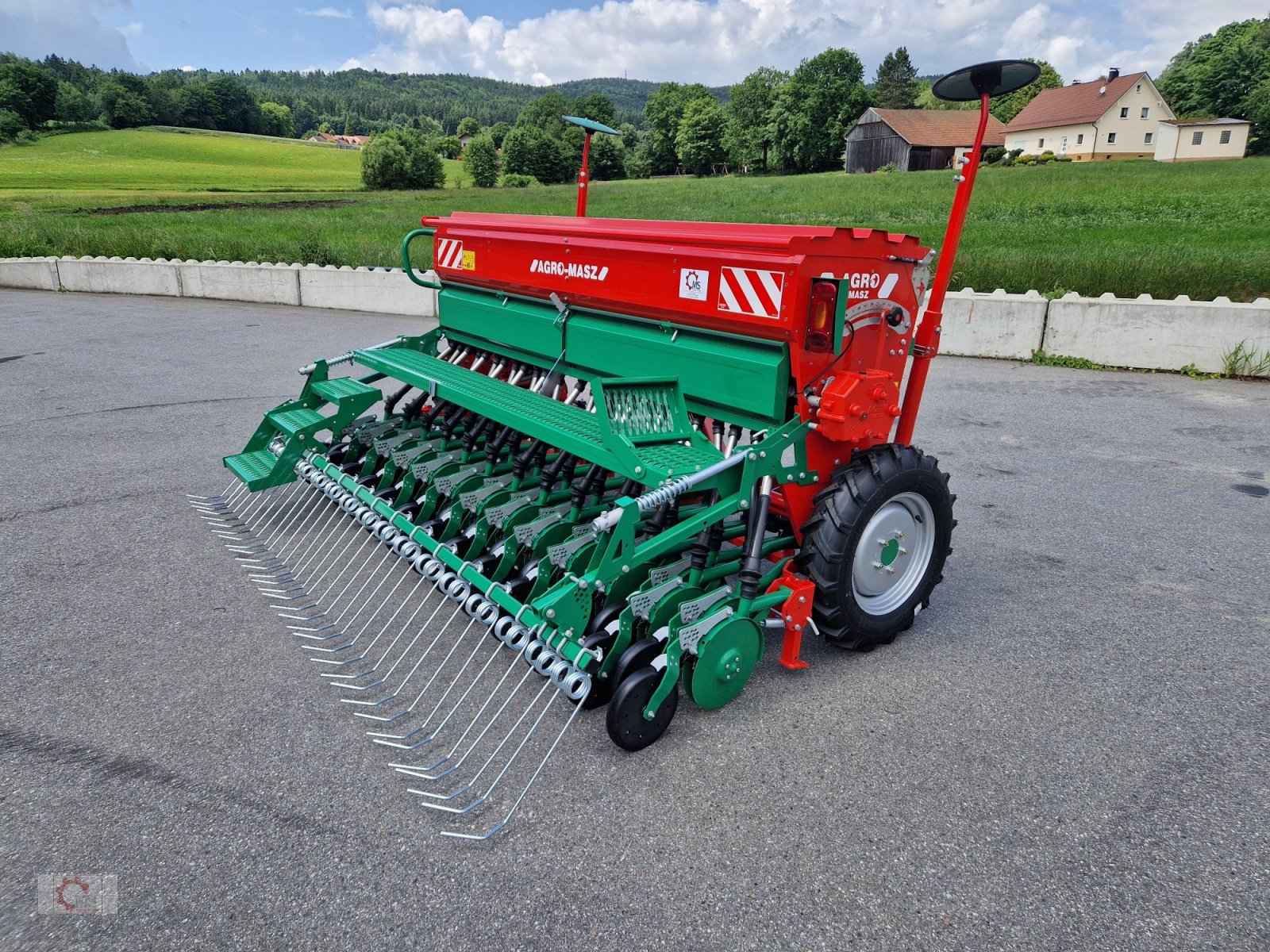 Drillmaschine des Typs Agro-Masz SR 300 Sämaschine elektrische Fahrgassenschaltung, Neumaschine in Tiefenbach (Bild 16)