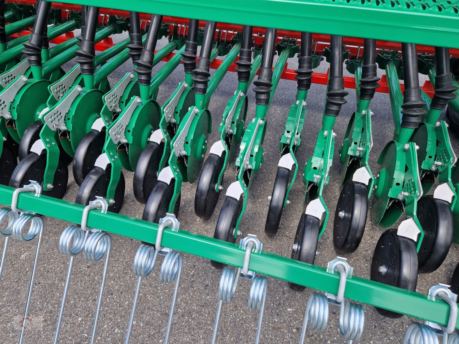 Drillmaschine des Typs Agro-Masz SR 300 Sämaschine elektrische Fahrgassenschaltung, Neumaschine in Tiefenbach (Bild 17)