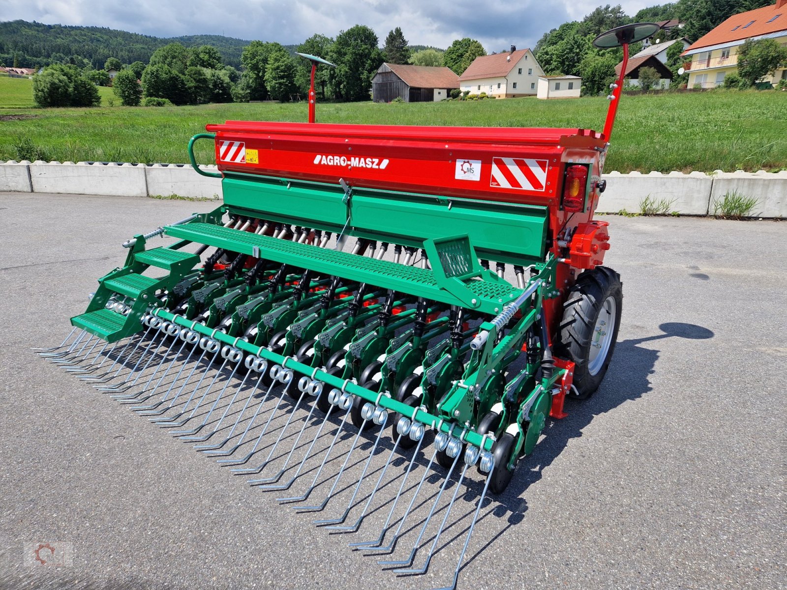 Drillmaschine des Typs Agro-Masz SR 300 Sämaschine elektrische Fahrgassenschaltung, Neumaschine in Tiefenbach (Bild 23)