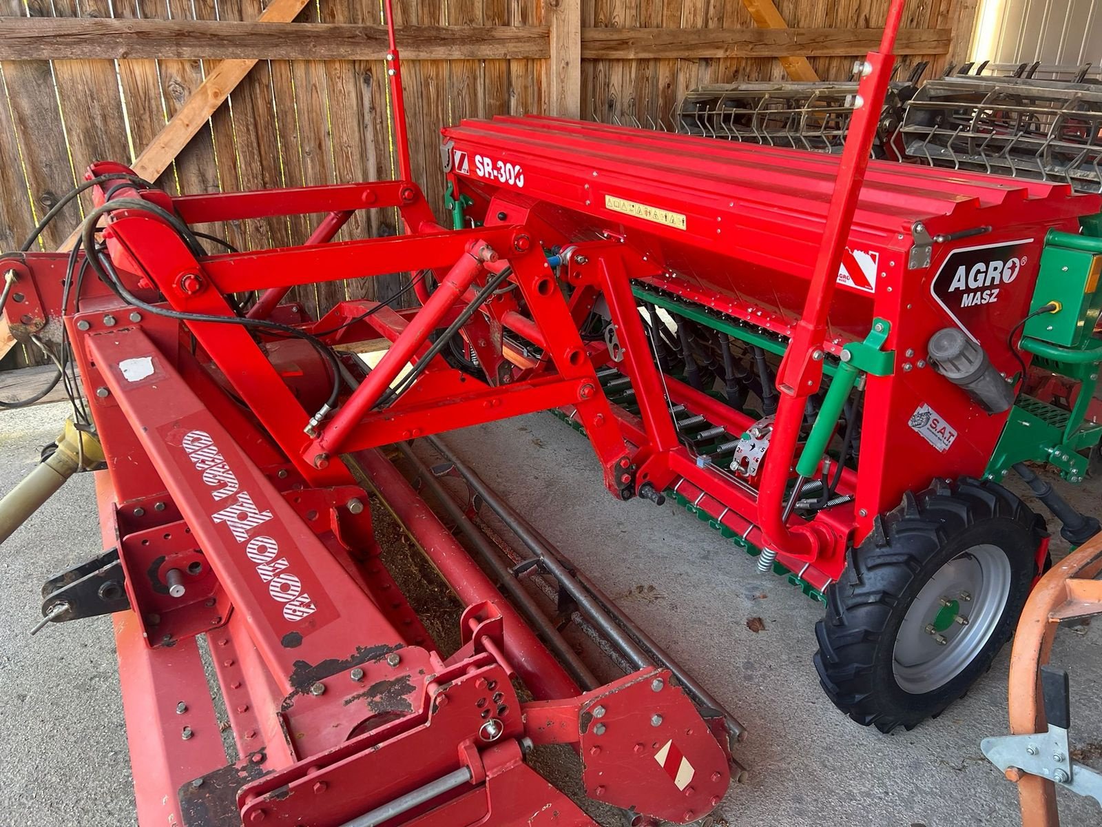 Drillmaschine Türe ait Agro-Masz SR-300, Gebrauchtmaschine içinde Feldkirchen (resim 2)