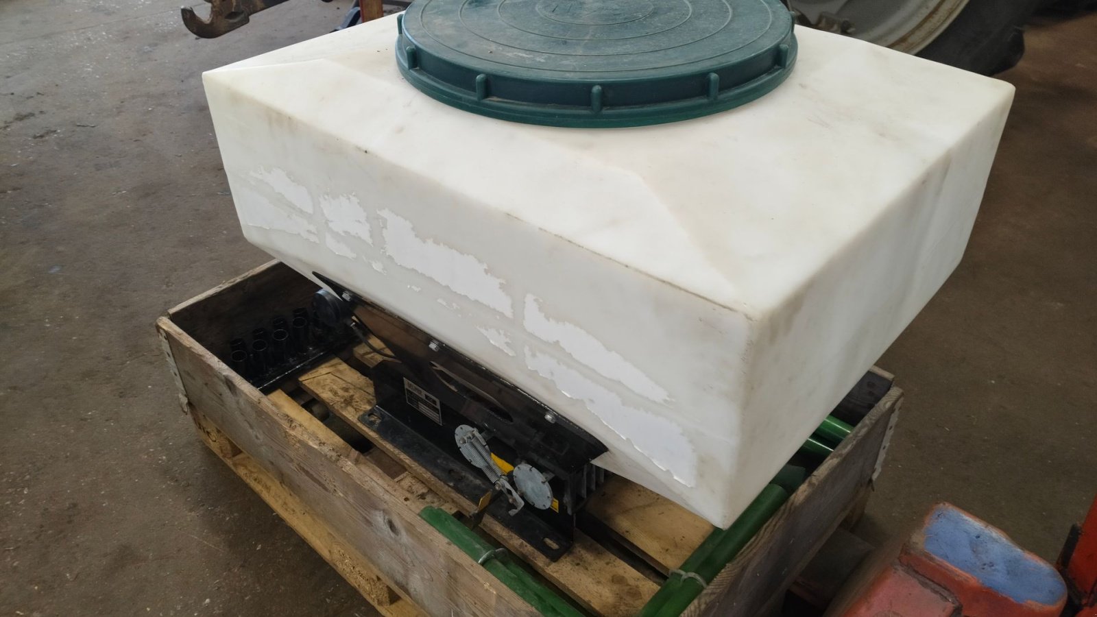 Drillmaschine typu Delimbe T18 Spreder til efterafgrøder, Gebrauchtmaschine v Egtved (Obrázek 4)