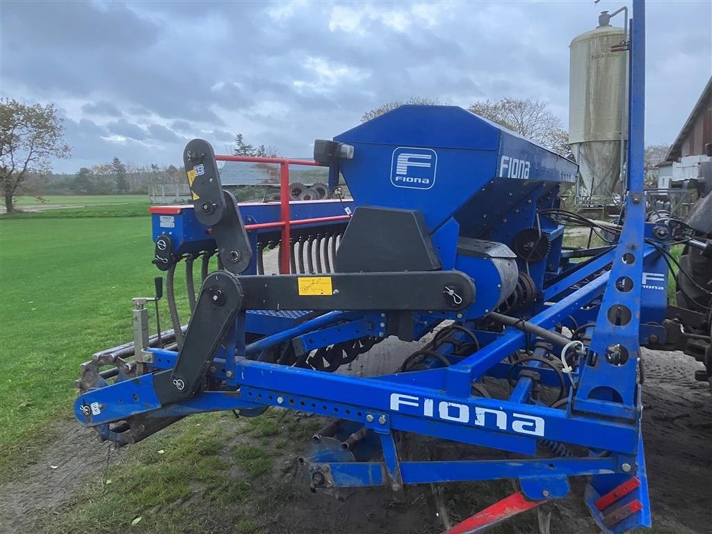 Drillmaschine des Typs Fiona 4 m. astra ASTRA   SR    kombi-- flex    grass bag, Gebrauchtmaschine in Skærbæk (Bild 2)