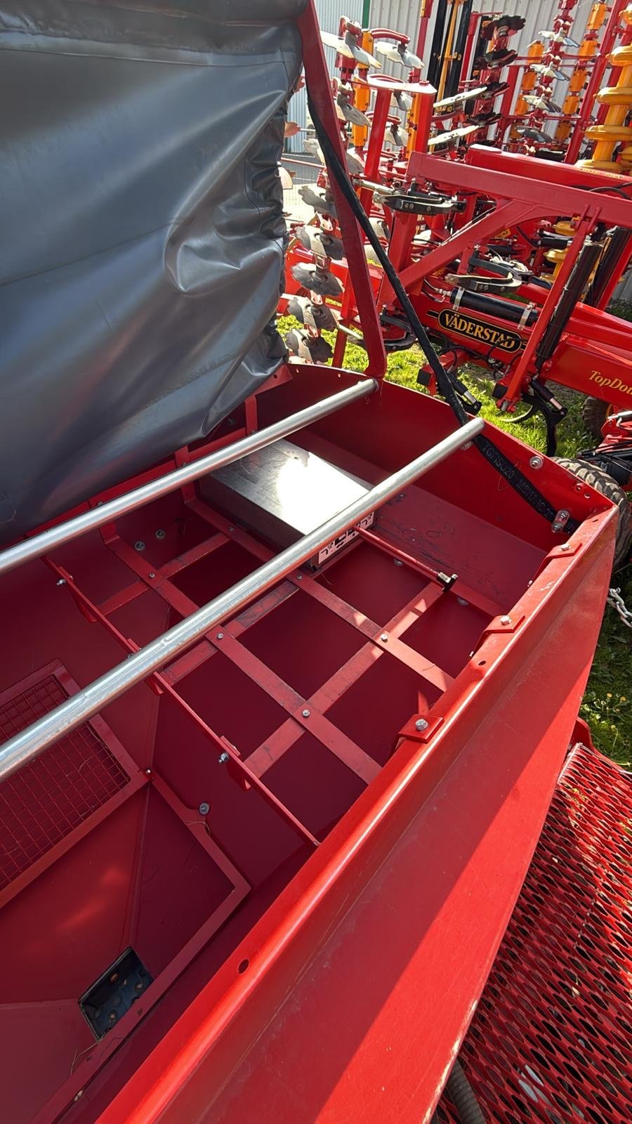 Drillmaschine a típus Horsch Express 3KR, Gebrauchtmaschine ekkor: Gnutz (Kép 13)