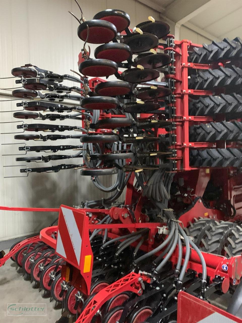 Drillmaschine des Typs Horsch Pronto 6 DC VF-Maschine, Neumaschine in Idstein-Wörsdorf (Bild 2)