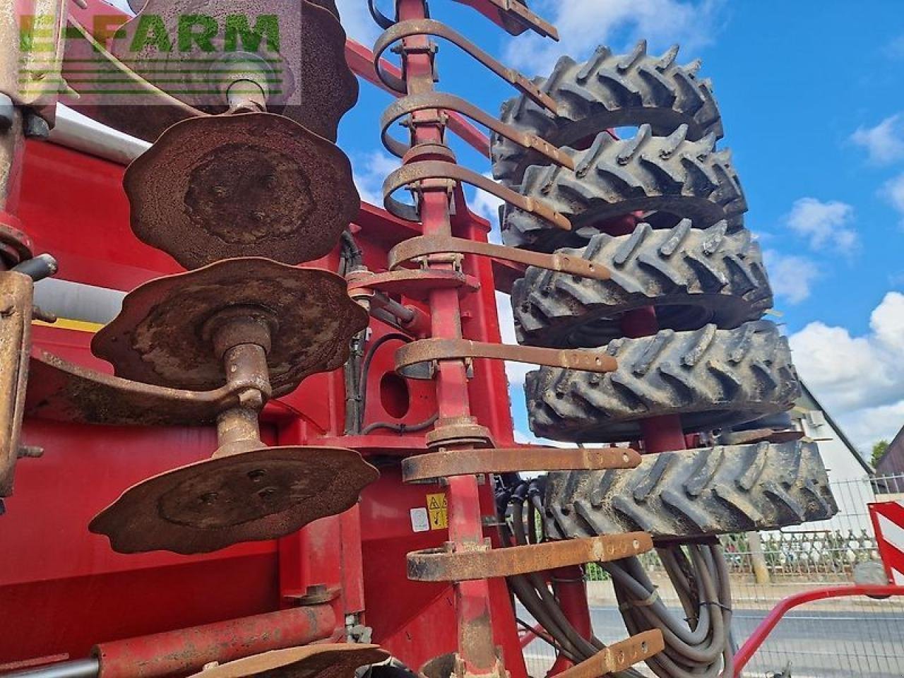 Drillmaschine Türe ait Horsch pronto 6 dc, Gebrauchtmaschine içinde NORDWESTUCKERMARK / OT FÜRSTENWERDER (resim 5)