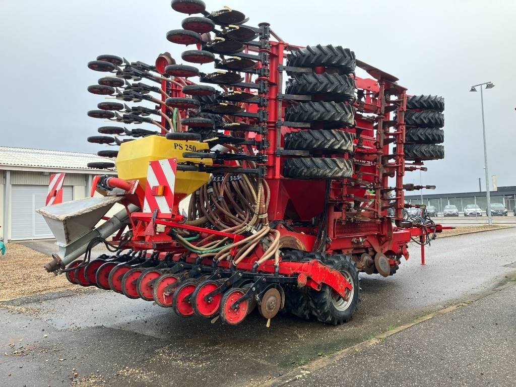 Drillmaschine tip Horsch Pronto 6 DC, Gebrauchtmaschine in Brønderslev (Poză 1)