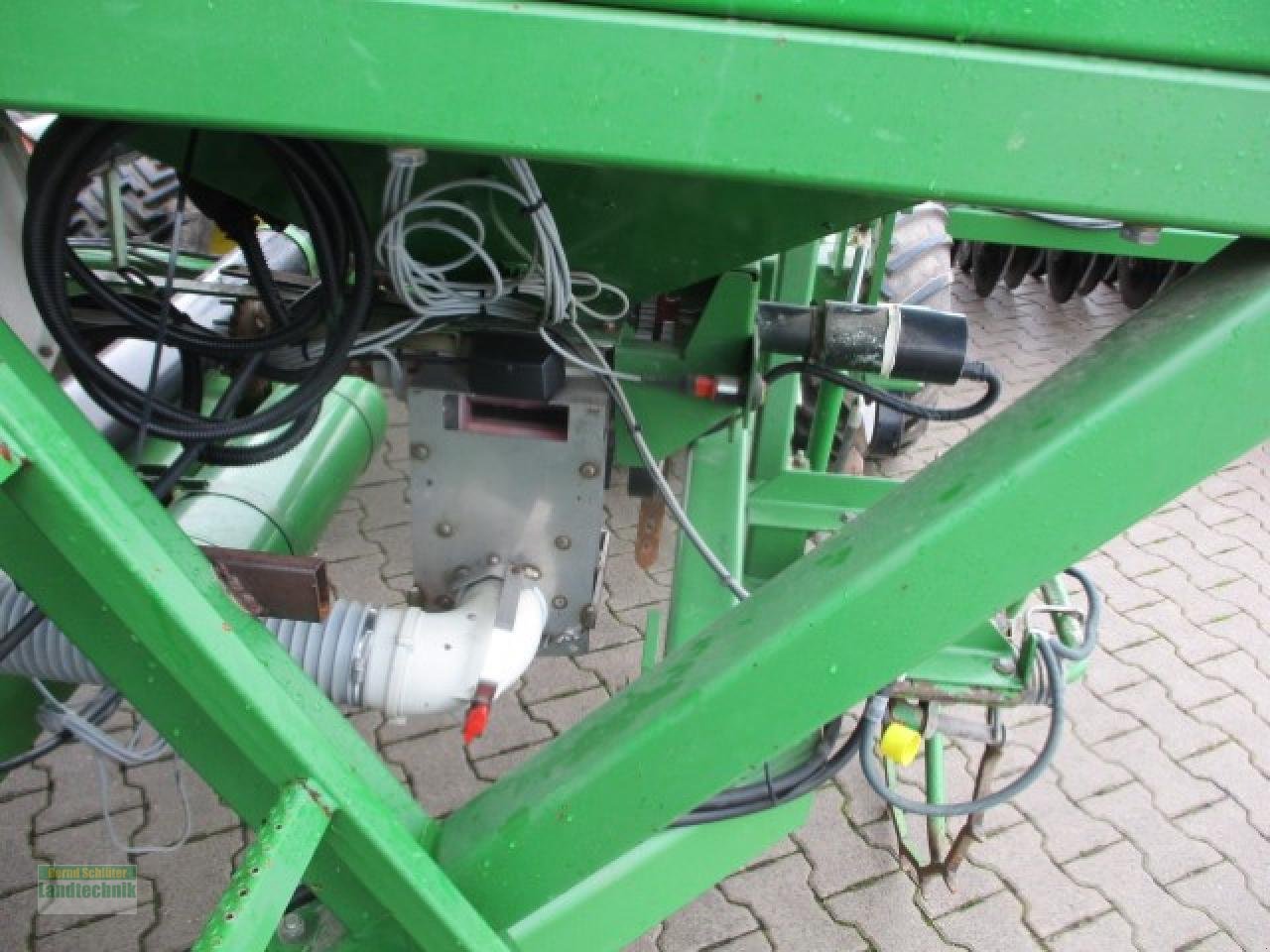 Drillmaschine des Typs John Deere 740 A Isobus, Gebrauchtmaschine in Büren (Bild 14)