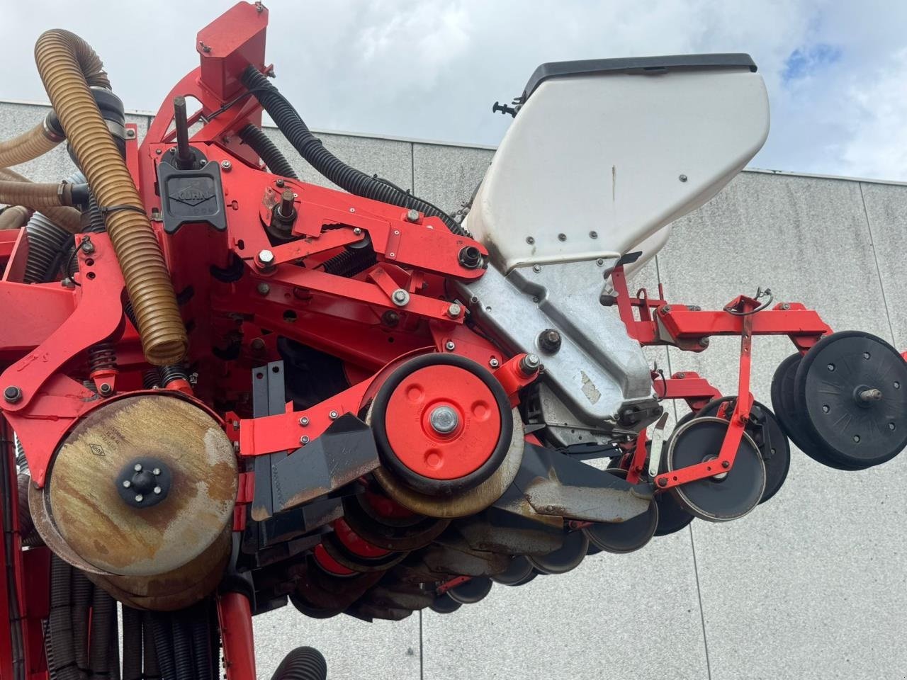 Drillmaschine of the type Kuhn 12 RK SÅMASKINE, Gebrauchtmaschine in Saksøbing (Picture 11)