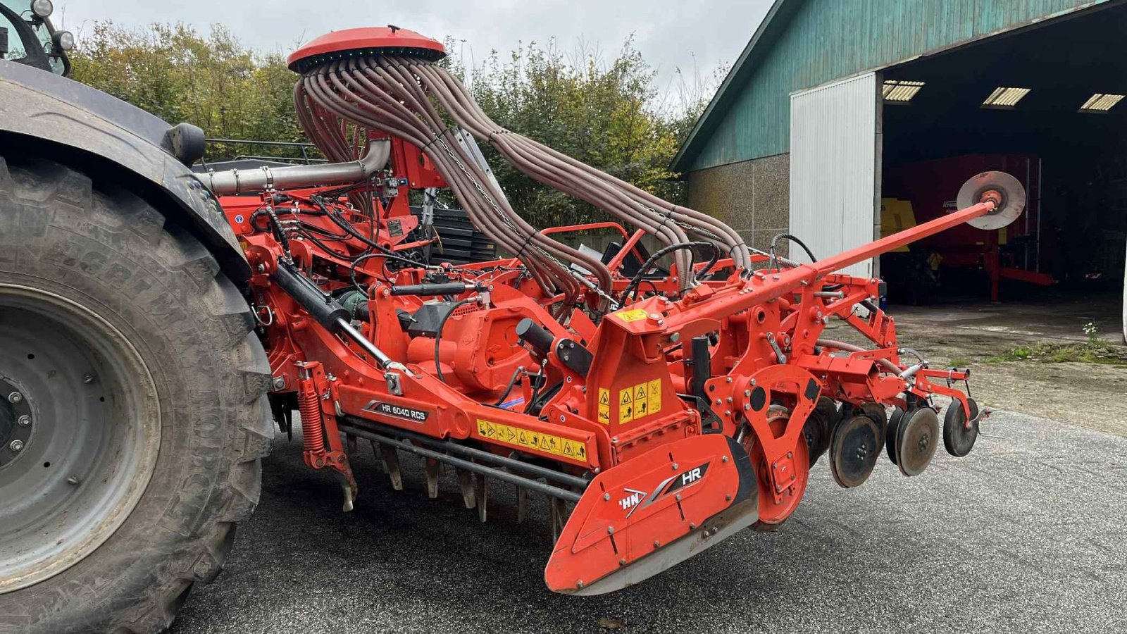 Drillmaschine del tipo Kuhn HR6040 med såmaskine  Med dobbelt kammer fronttank  TF2300, Gebrauchtmaschine en Løgstør (Imagen 20)