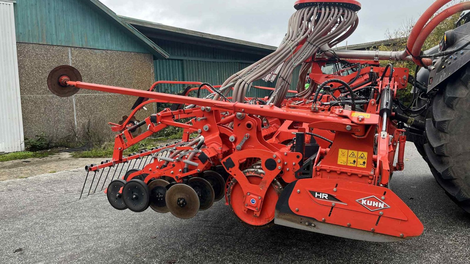 Drillmaschine del tipo Kuhn HR6040 med såmaskine  Med dobbelt kammer fronttank  TF2300, Gebrauchtmaschine en Løgstør (Imagen 9)