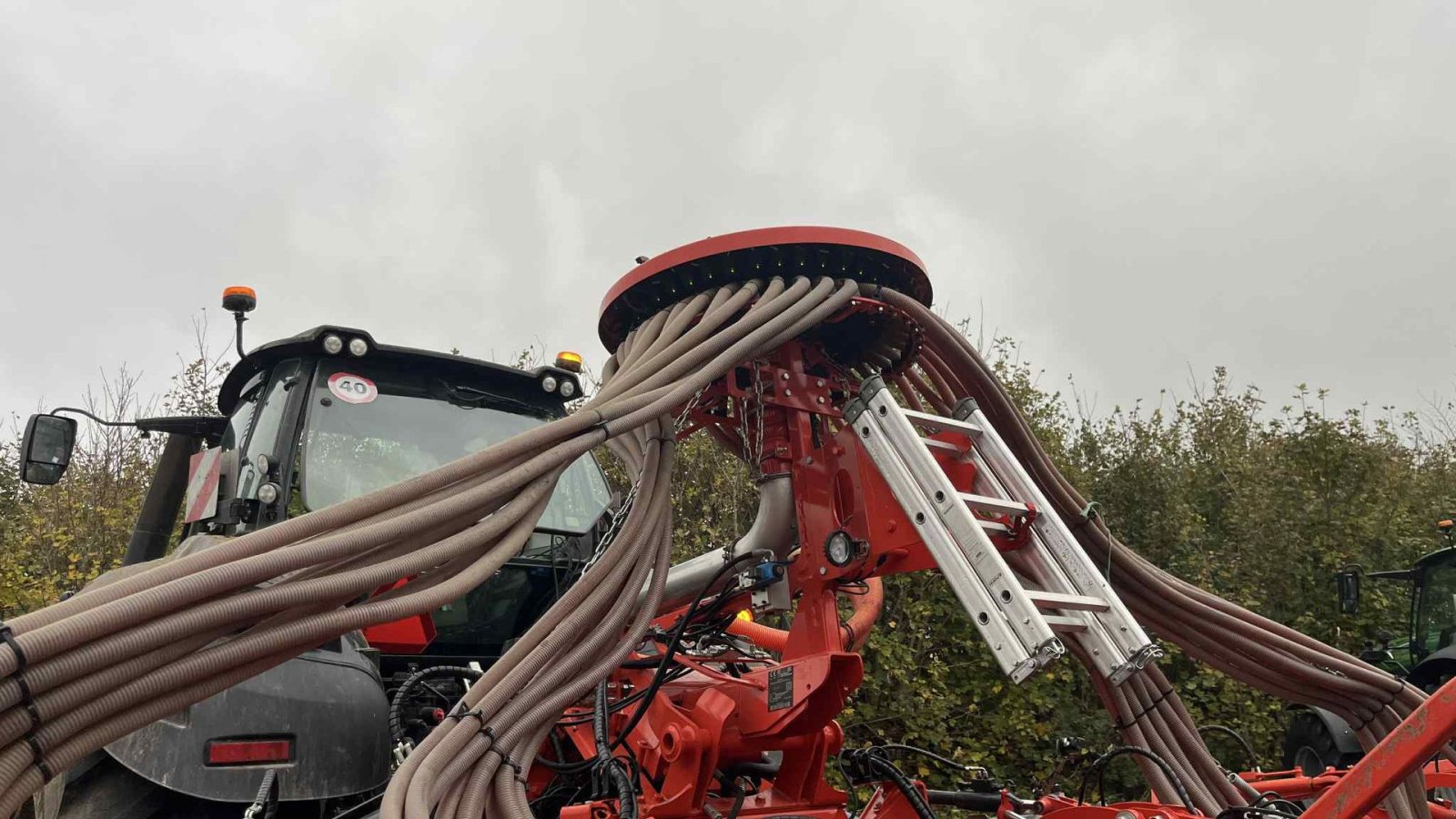 Drillmaschine del tipo Kuhn HR6040 med såmaskine  Med dobbelt kammer fronttank  TF2300, Gebrauchtmaschine en Løgstør (Imagen 21)