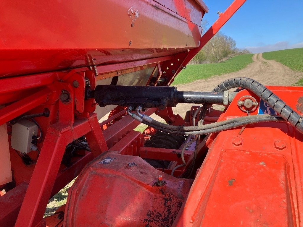 Drillmaschine of the type Kuhn Integra 4003, Gebrauchtmaschine in Mern (Picture 8)