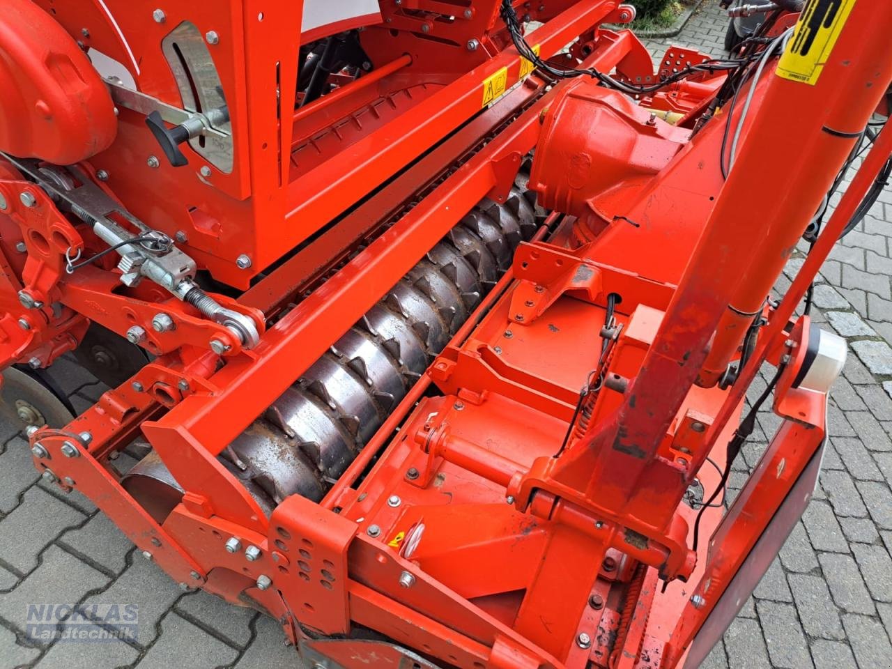 Drillmaschine des Typs Kuhn Sitera 3000 24DS, Gebrauchtmaschine in Schirradorf (Bild 8)