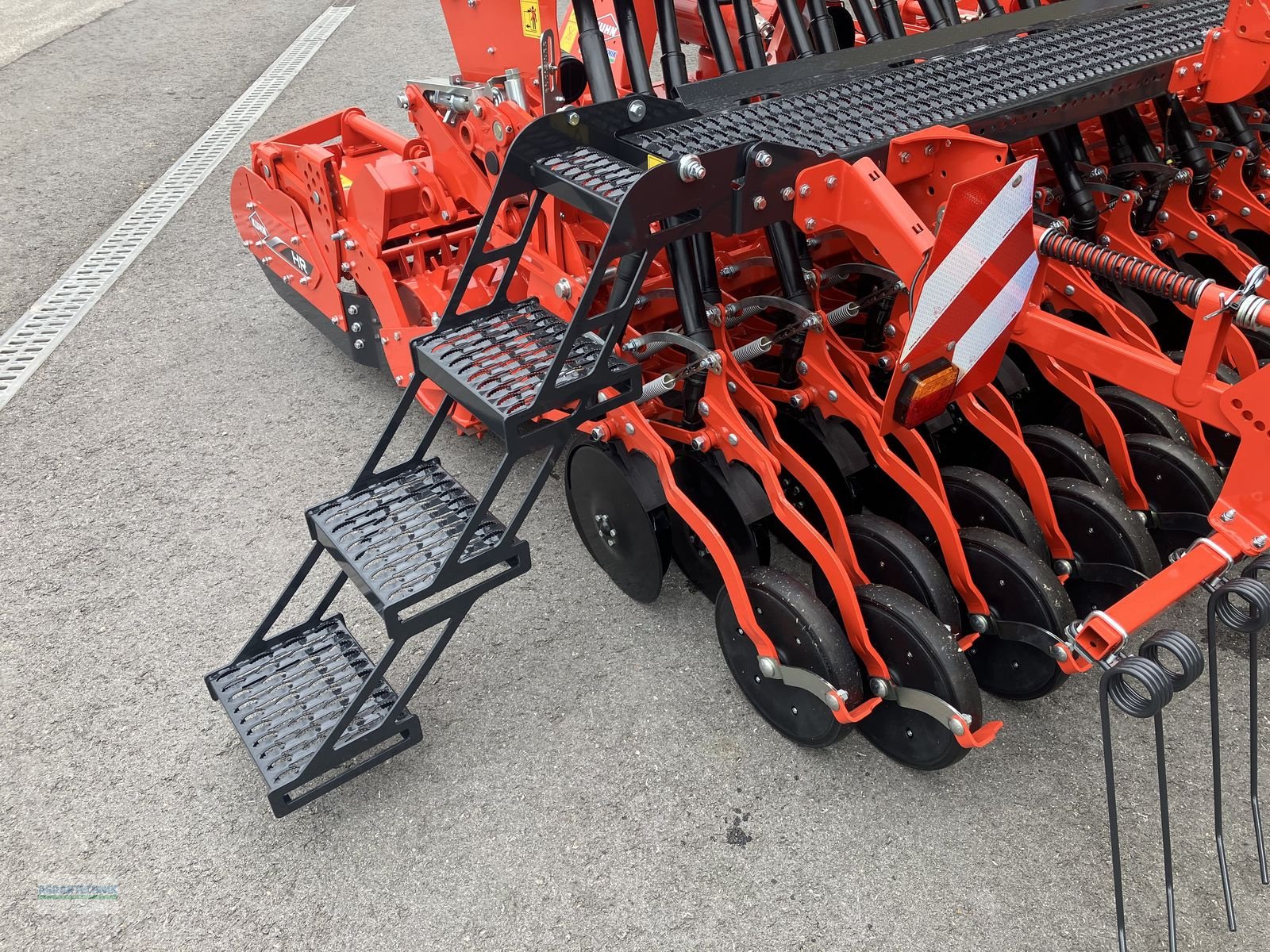 Drillmaschine typu Kuhn Sitera 330-24 E, Gebrauchtmaschine v Pettenbach (Obrázek 8)