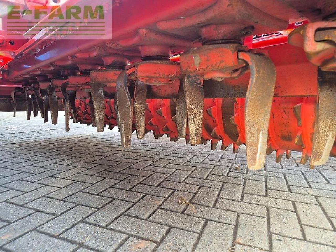 Drillmaschine Türe ait Kuhn sitera 330e 24 reihen + hrb 303d , elektrische dosierung, spuranreißer, durakuhn, Gebrauchtmaschine içinde WALDKAPPEL-BISCHHAUSEN (resim 9)