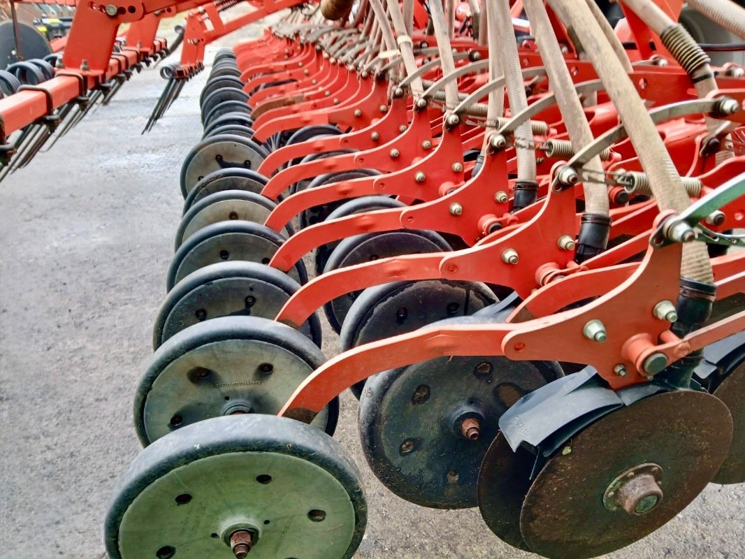 Drillmaschine del tipo Kuhn TT 6500, Gebrauchtmaschine en Liebenwalde (Imagen 13)