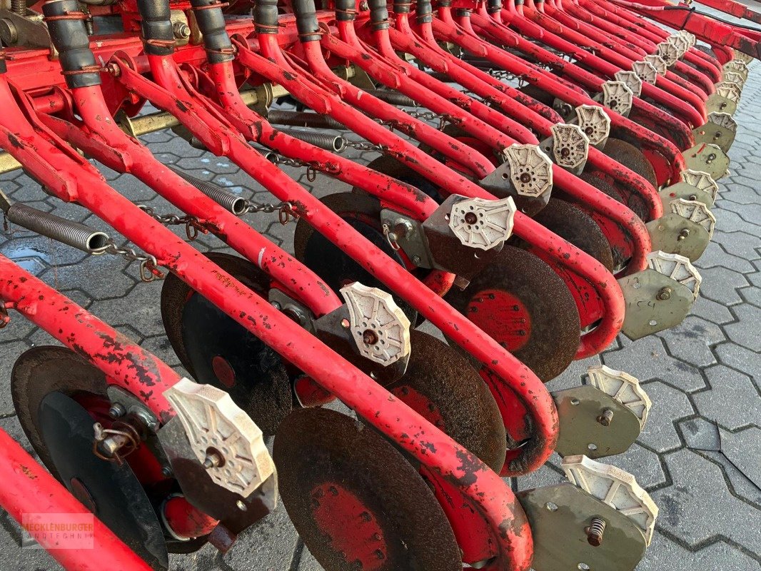 Drillmaschine typu Kverneland Accord Pneumatic DV, Gebrauchtmaschine v Mühlengeez (Obrázek 9)