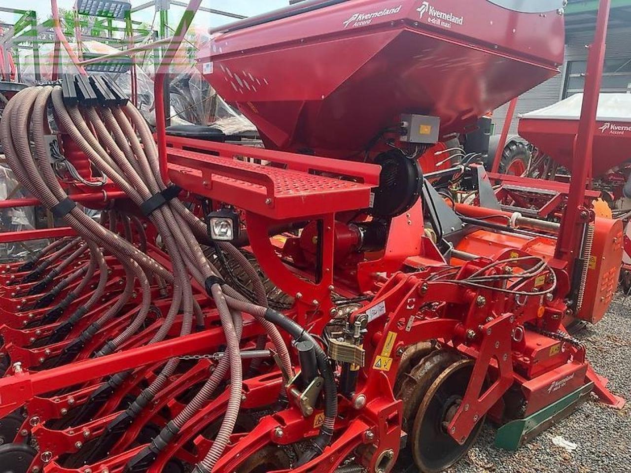 Drillmaschine a típus Kverneland e-drill maxi 3m drillkombination, Gebrauchtmaschine ekkor: HEMMINGEN (Kép 16)