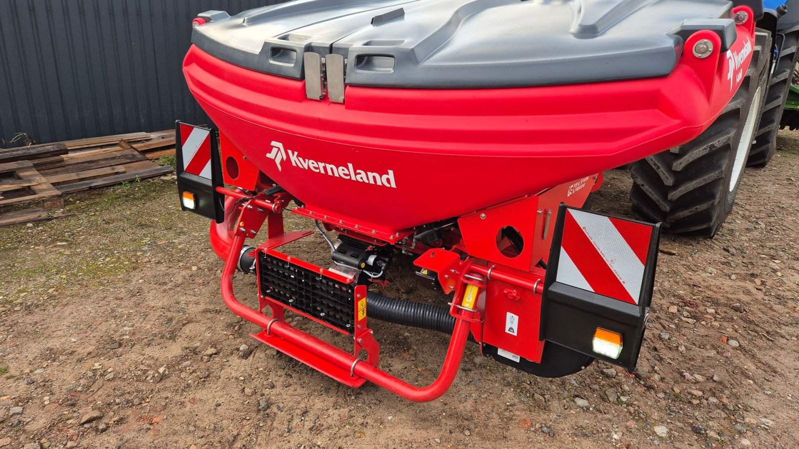 Drillmaschine del tipo Kverneland F-Drill fronttank med hjulpakker, Gebrauchtmaschine In Skjern (Immagine 4)