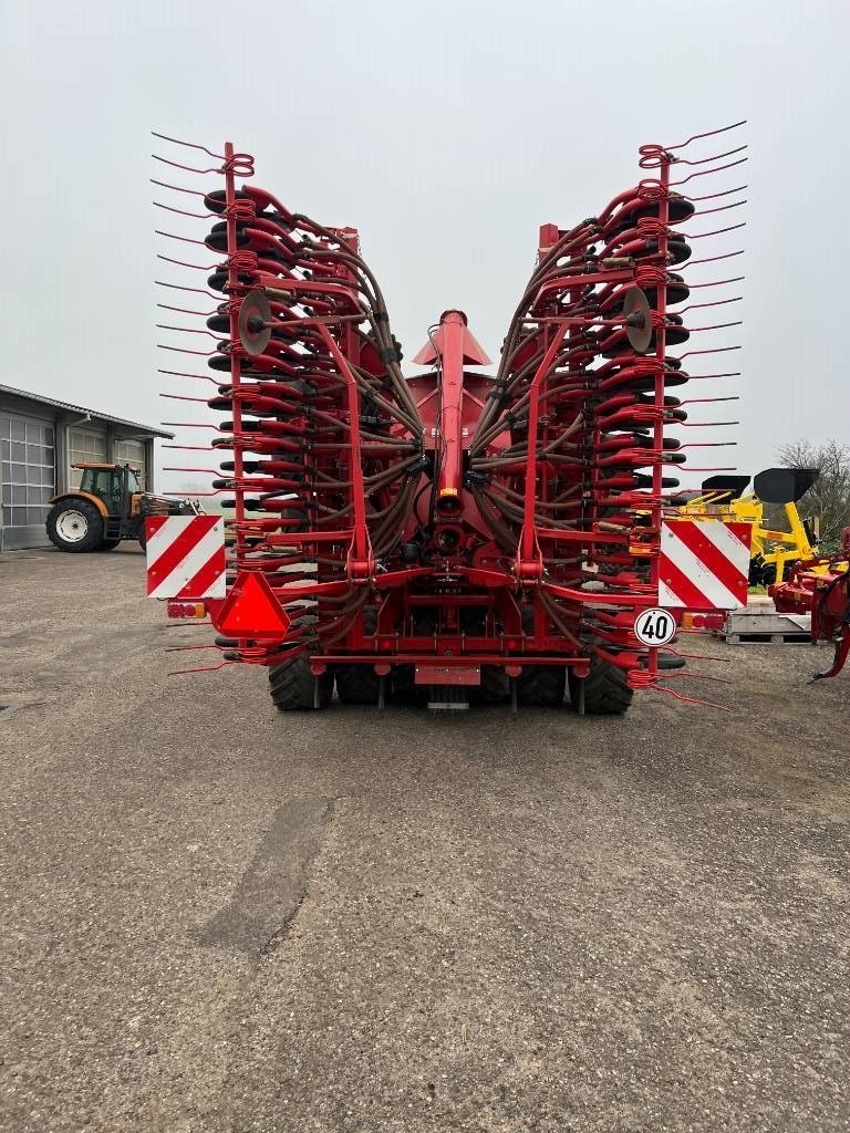 Drillmaschine van het type Kverneland U-DRILL  6m, Gebrauchtmaschine in Mern (Foto 8)