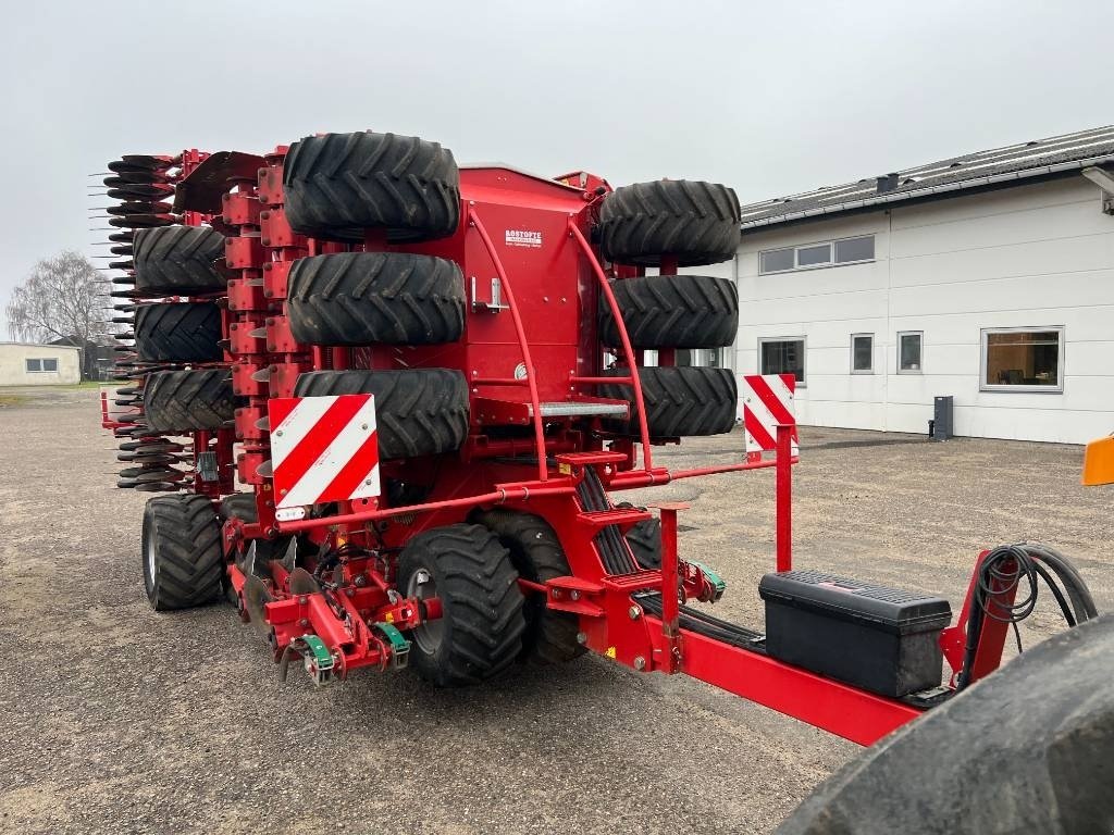 Drillmaschine van het type Kverneland U-DRILL  6m, Gebrauchtmaschine in Mern (Foto 2)