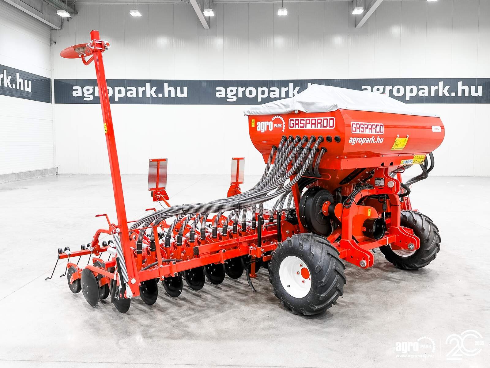 Drillmaschine tipa Maschio Pinta 450/36 4.5 m pneumatic seeder, 1,000 l seed hopper, hydraulic folding frame, Gebrauchtmaschine u Csengele (Slika 4)