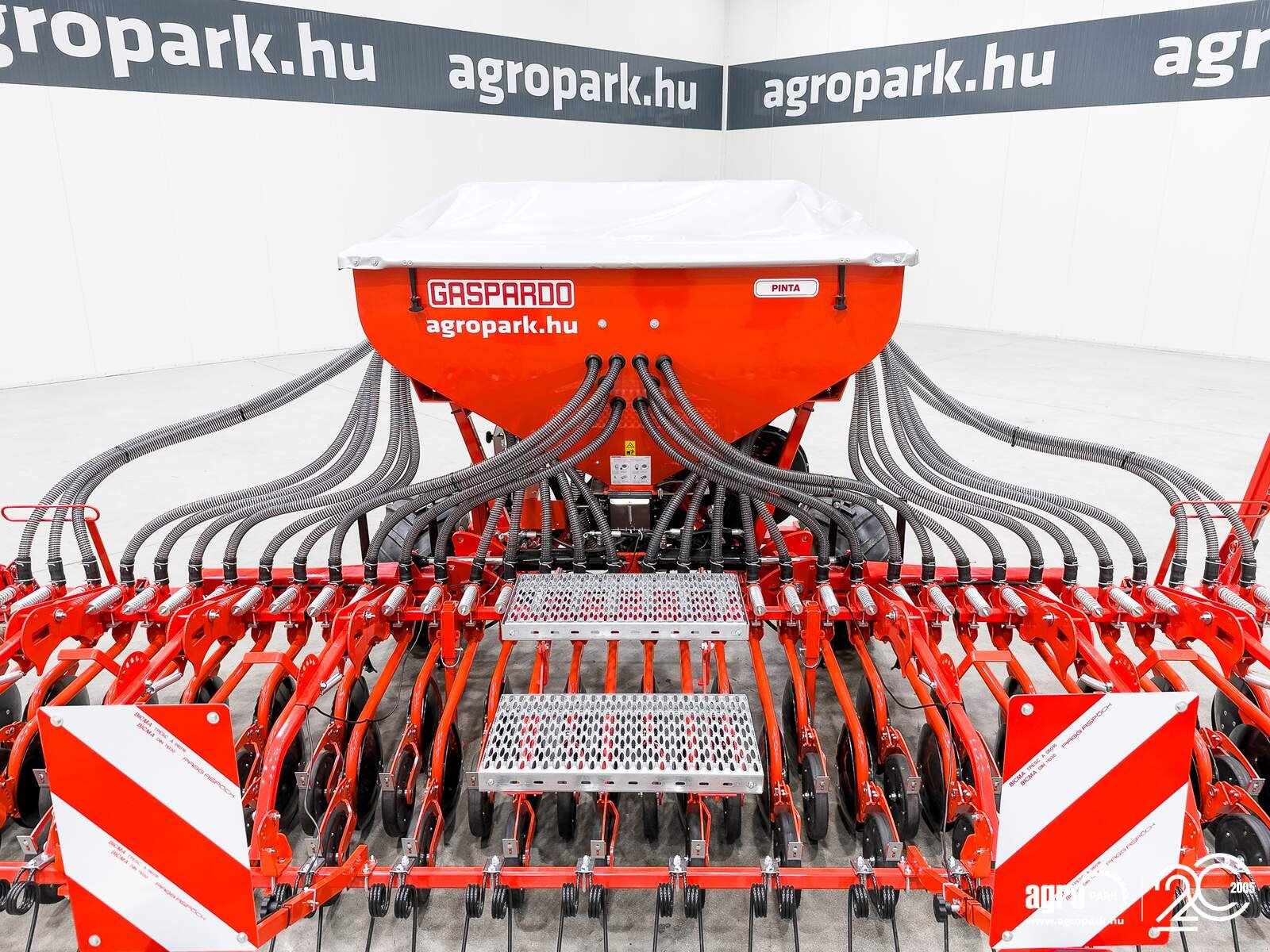 Drillmaschine tipa Maschio Pinta 450/36 4.5 m pneumatic seeder, 1,000 l seed hopper, hydraulic folding frame, Gebrauchtmaschine u Csengele (Slika 15)