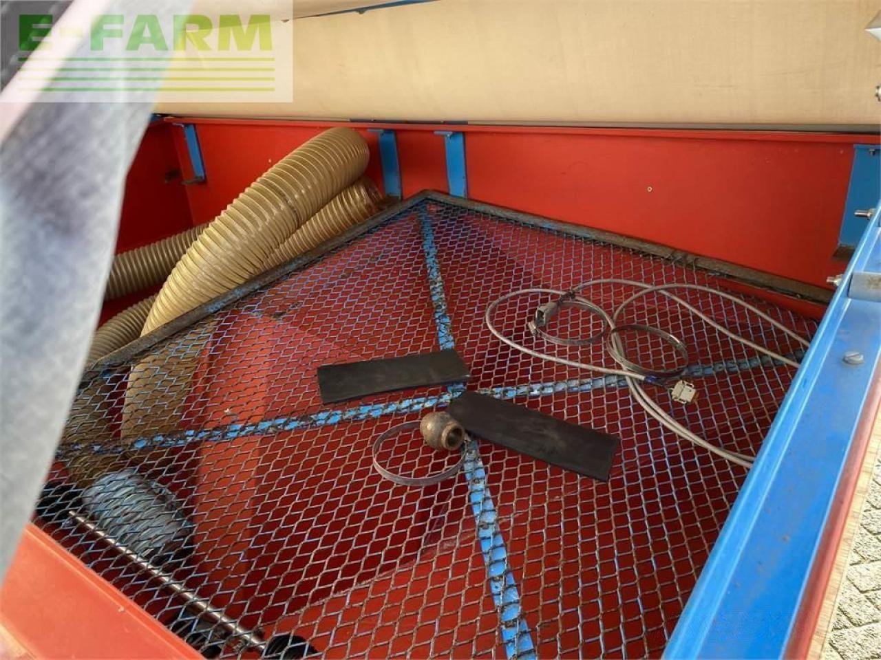 Drillmaschine Türe ait Monosem ng+ 12r maiszaaimachine, Gebrauchtmaschine içinde gg VEGHEL (resim 8)