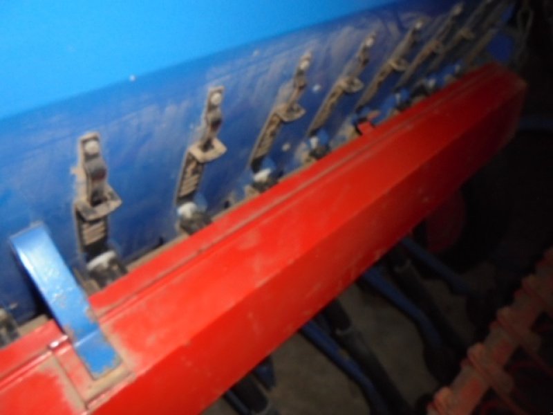 Drillmaschine tip Nordsten 4m m. efterharve med frøså finger og transport vogn, Gebrauchtmaschine in Høng (Poză 4)