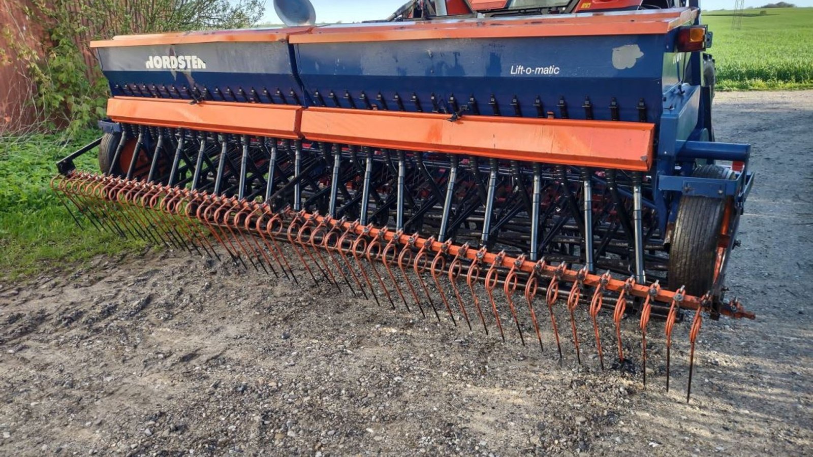 Drillmaschine typu Nordsten Lift-O-Matic 4 meters Lift ophængt såmaskine, Gebrauchtmaschine v Skørping (Obrázek 3)