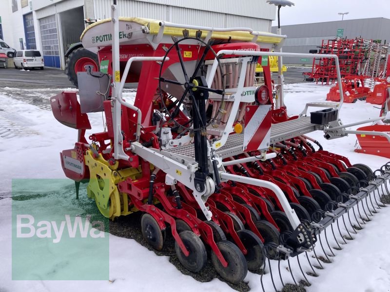 Drillmaschine des Typs Pöttinger AEROSEM 3002 ADD 24R, Vorführmaschine in Giebelstadt (Bild 8)