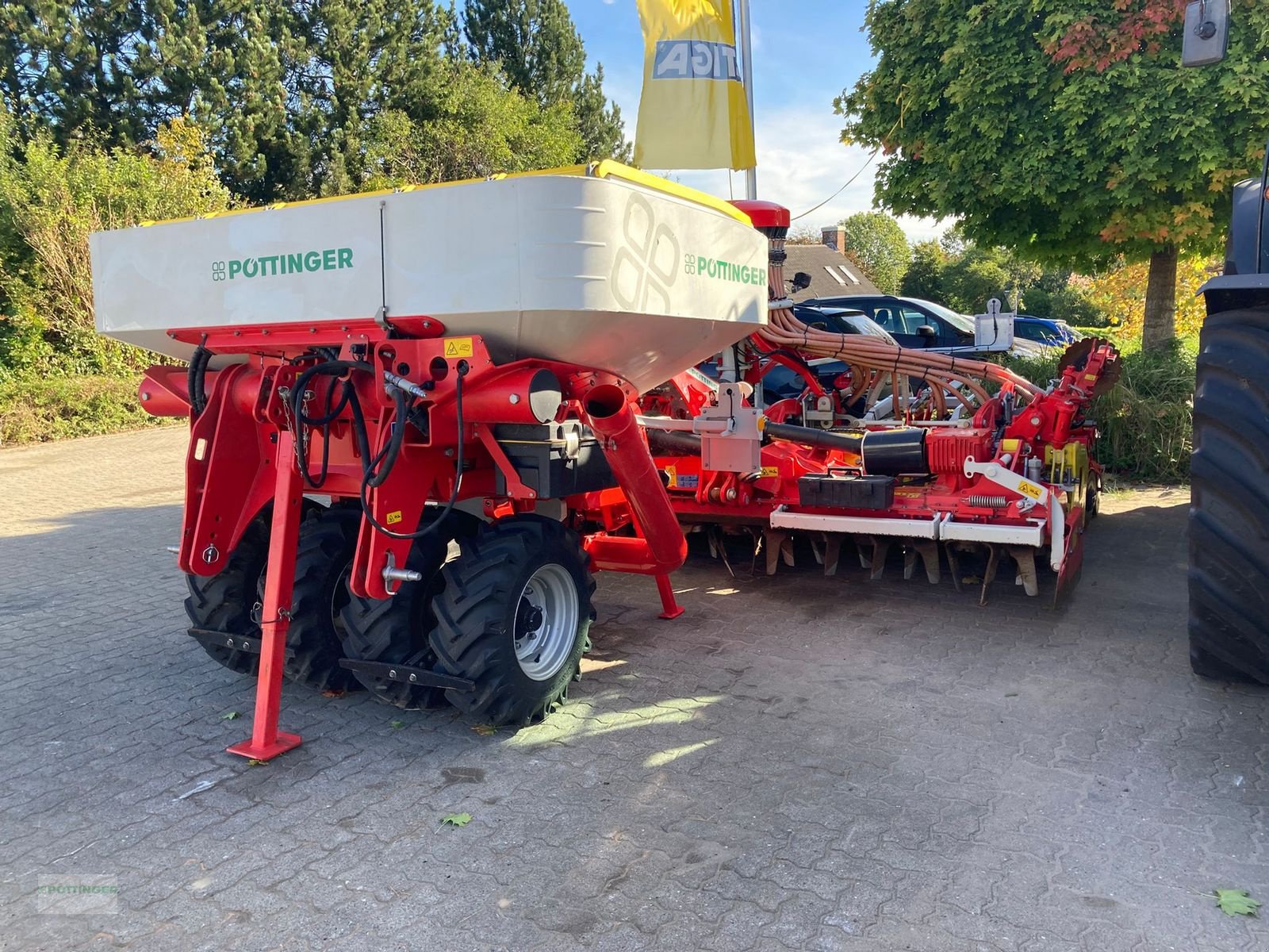 Drillmaschine del tipo Pöttinger LION 403 C + AEROSEM 4002 FDD, Gebrauchtmaschine In Grieskirchen (Immagine 2)