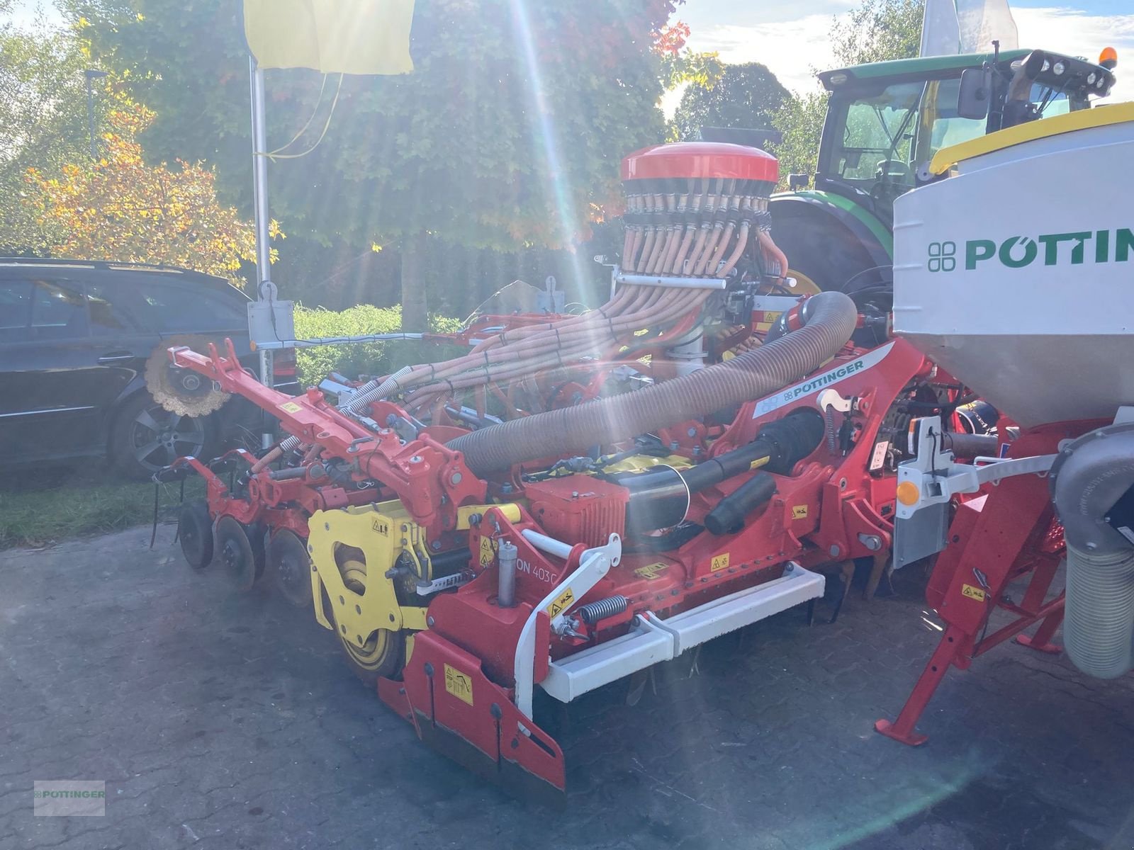 Drillmaschine del tipo Pöttinger LION 403 C + AEROSEM 4002 FDD, Gebrauchtmaschine In Grieskirchen (Immagine 4)