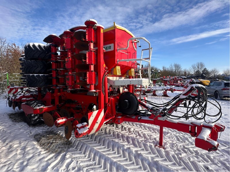 Drillmaschine des Typs Pöttinger Terrasem C6 Artis, Gebrauchtmaschine in Bad Oldesloe