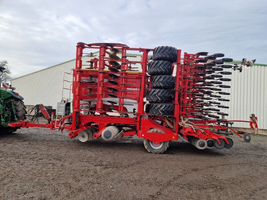 Drillmaschine от тип Pöttinger Terrasem C8, Gebrauchtmaschine в Neubrandenburg (Снимка 2)