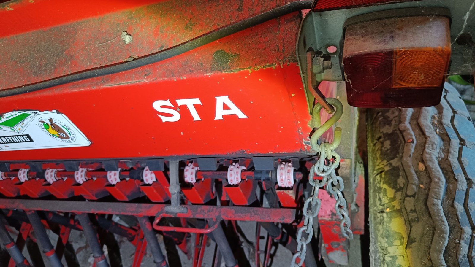 Drillmaschine Türe ait Sonstige Stegsted såmaskine 4 meter med bugsere udstyr, Gebrauchtmaschine içinde Egtved (resim 12)