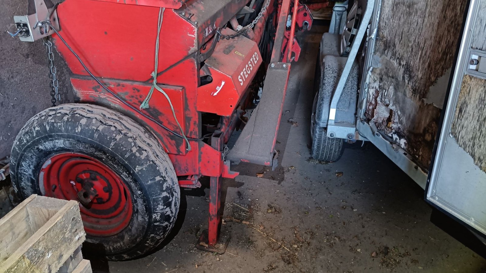 Drillmaschine Türe ait Sonstige Stegsted såmaskine 4 meter med bugsere udstyr, Gebrauchtmaschine içinde Egtved (resim 2)